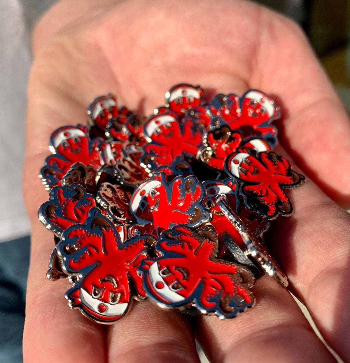 Red Octo Pin S4